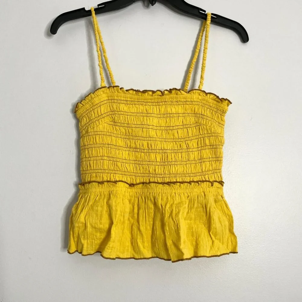 URBAN OUTFITTERS MARTA BABYDOLL SMOCKED YELLOW TANK SIZE SMALL NEW WITH TAG - Picture 2 of 7